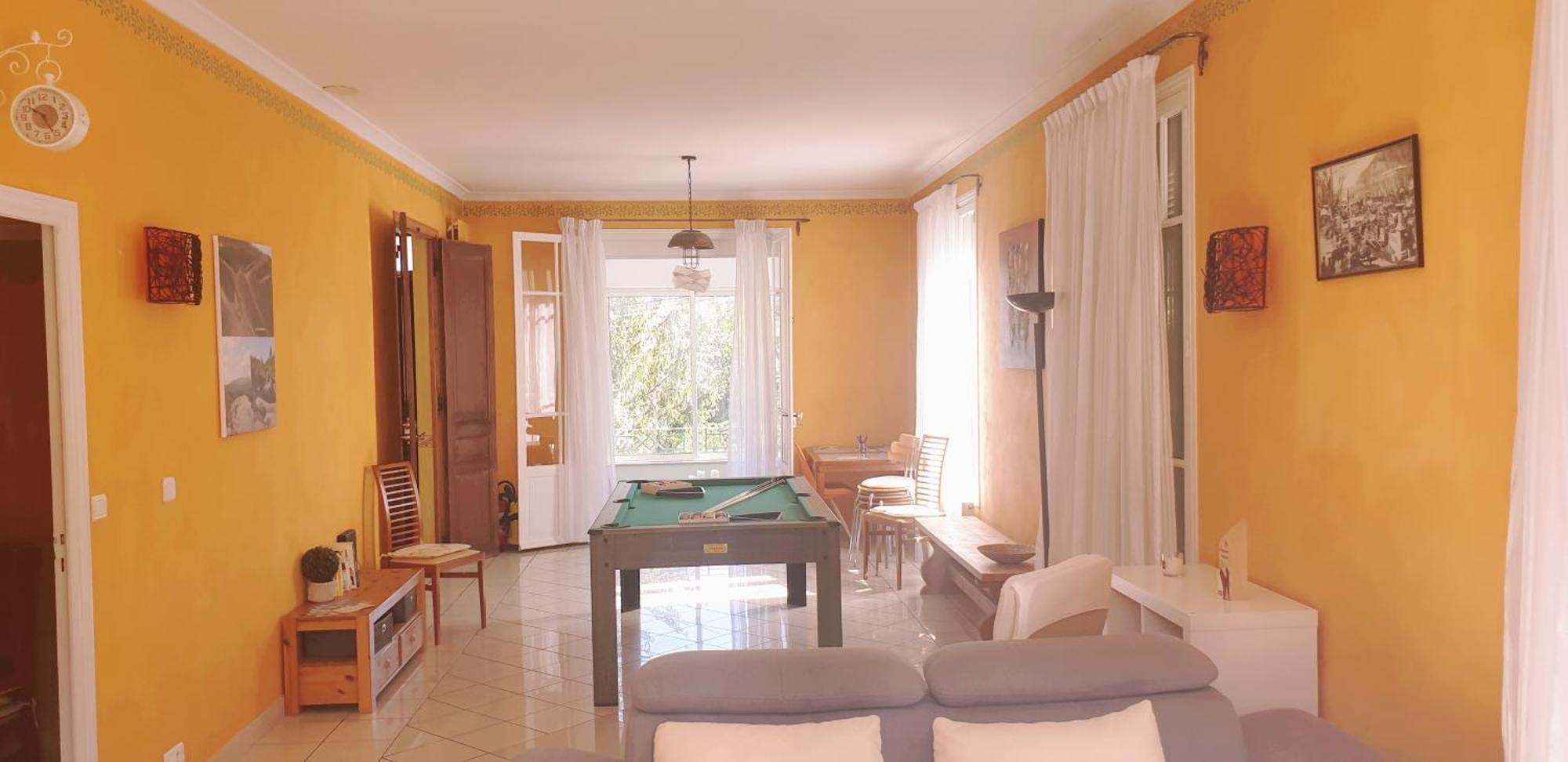 Spacieux T3 Avec Piscine ديني-ليه-بان المظهر الخارجي الصورة